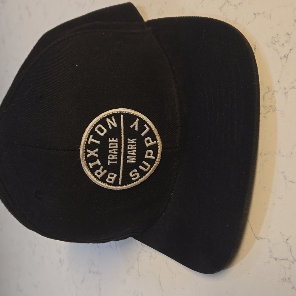 Brixton one size Black trucker hat